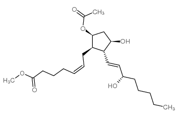 (Z)-7-[(1r,2r,3r,5s)-5-乙酰氧基-3-羟基-2-((e)-(s)-3-羟基-1-辛烯)-环戊基]-5-庚烯酸甲酯结构式