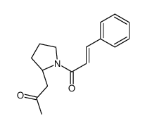 1-[(2S)-2-(2-oxopropyl)pyrrolidin-1-yl]-3-phenylprop-2-en-1-one结构式