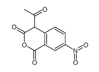 4-acetyl-7-nitro-4H-isochromene-1,3-dione结构式