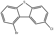 1-溴-8-氯二苯并噻吩结构式