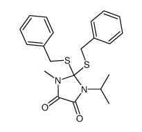 2,2-bis-benzylsulfanyl-1-isopropyl-3-methyl-imidazolidine-4,5-dione Structure