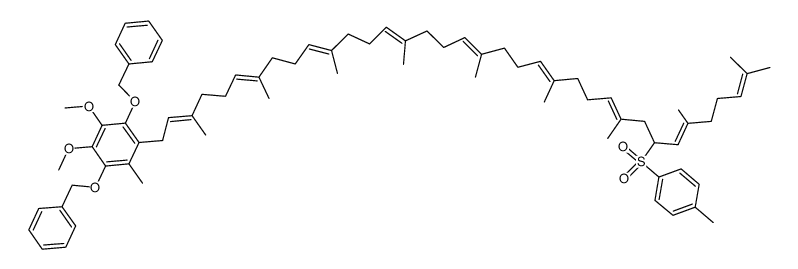 (((2,3-dimethoxy-5-methyl-6-((2E,6E,10E,14E,18E,22E,26E,30E)-3,7,11,15,19,23,27,31,35-nonamethyl-29-tosylhexatriaconta-2,6,10,14,18,22,26,30,34-nonaen-1-yl)-1,4-phenylene)bis(oxy))bis(methylene))dibenzene结构式