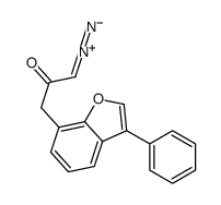 1-diazonio-3-(3-phenyl-1-benzofuran-7-yl)prop-1-en-2-olate结构式