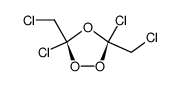 trans-3,5-Dichlor-3,5-bis(chlormethyl)-1,2,4-trioxolan Structure