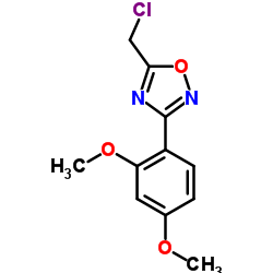 5-(Chloromethyl)-3-(2,4-dimethoxyphenyl)-1,2,4-oxadiazole结构式