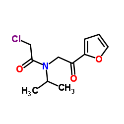 2-Chloro-N-[2-(2-furyl)-2-oxoethyl]-N-isopropylacetamide Structure